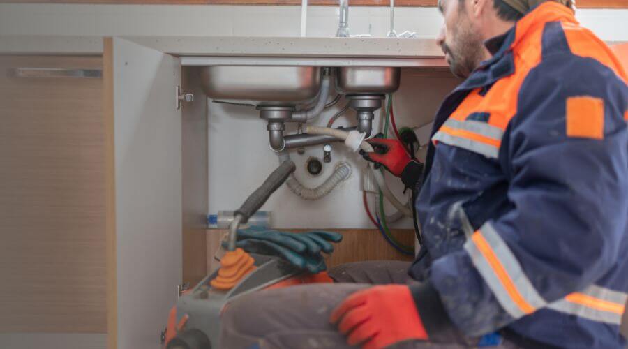 Professional slab leak plumber services in Termo, CA